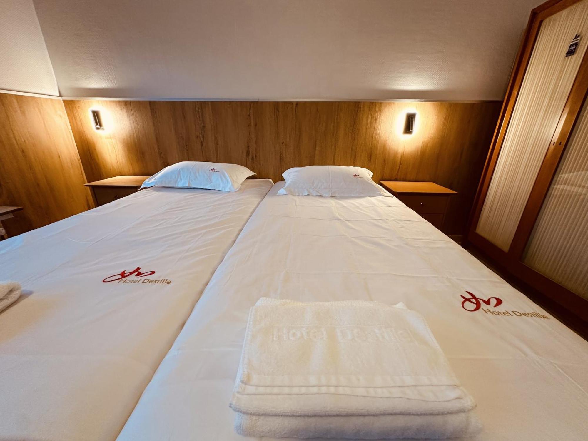 Hotel Destille Dormagen Oda fotoğraf