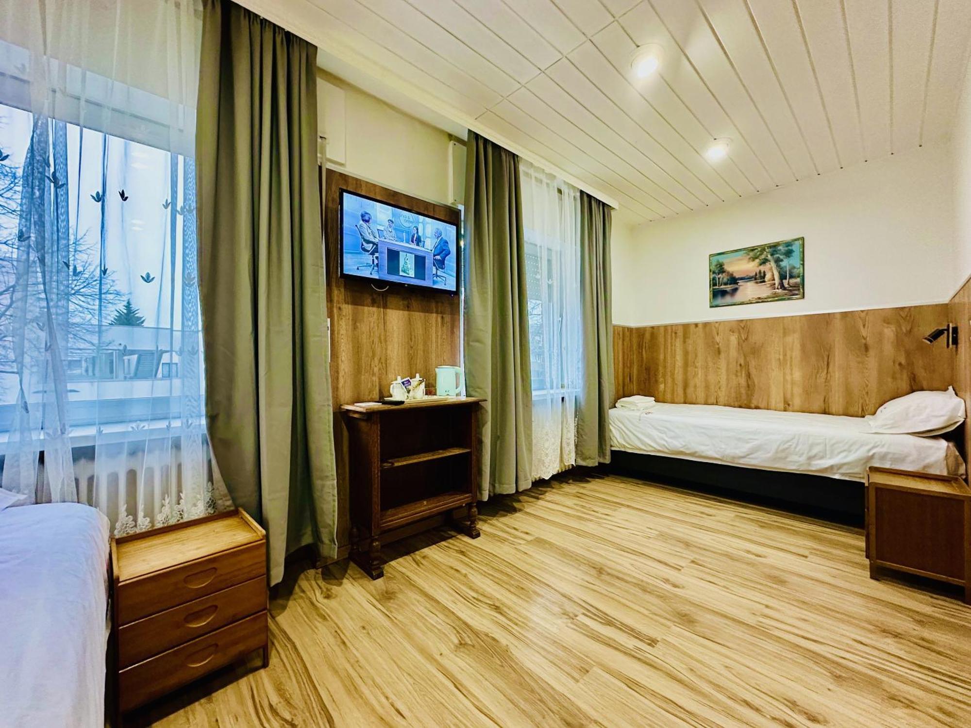 Hotel Destille Dormagen Oda fotoğraf