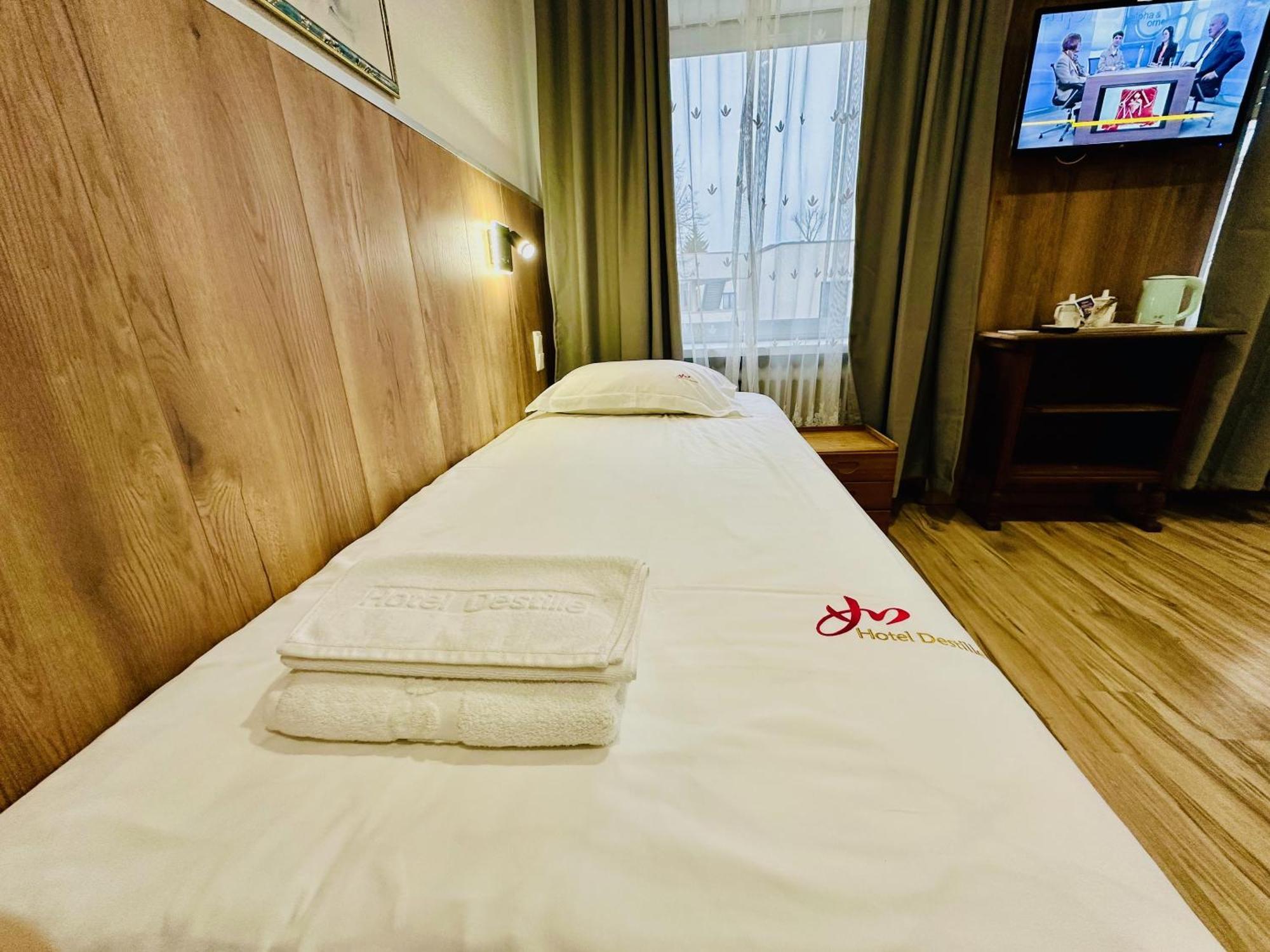 Hotel Destille Dormagen Oda fotoğraf