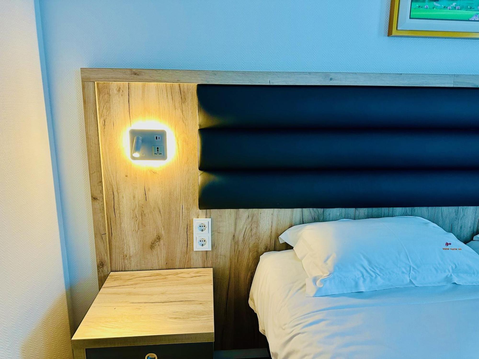 Hotel Destille Dormagen Oda fotoğraf
